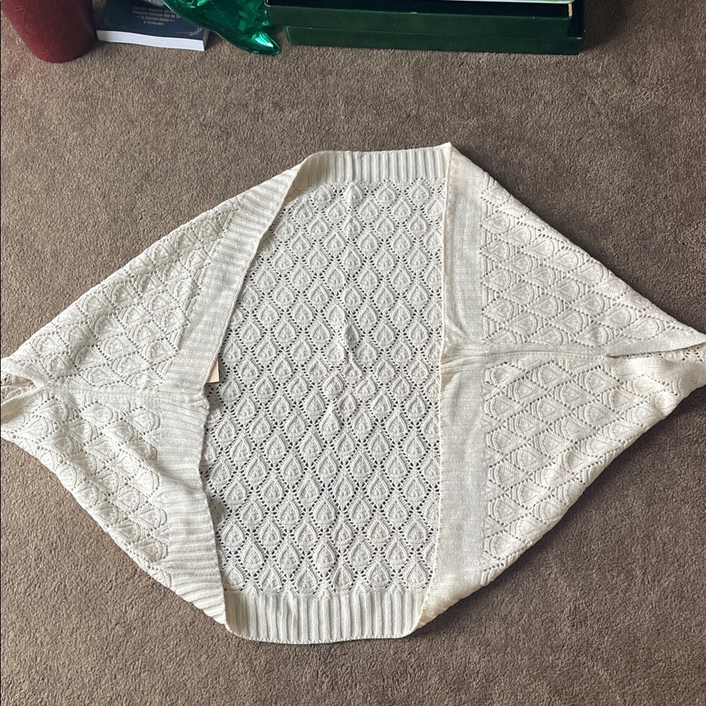 Chic Cream Women's Knit Poncho